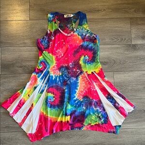 Colorful Tie-Dye Sleeveless Shirt